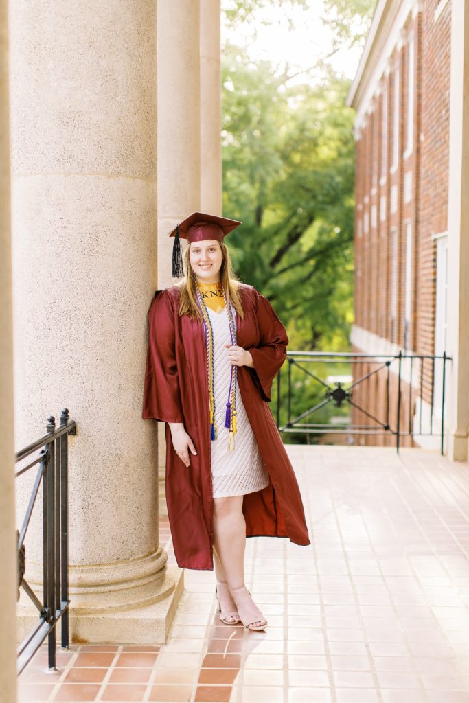 Meredith College grad photos | Raleigh Senior Photographer | Sarah Hinckley Photography