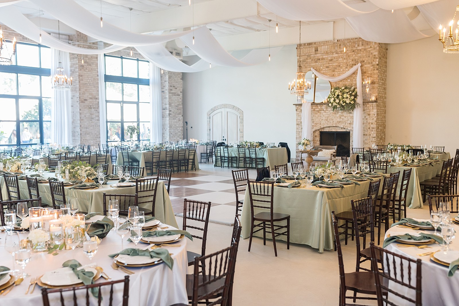 Sage green wedding reception at Wrightsville Manor in Wilmington | North Carolina Wedding Photographer