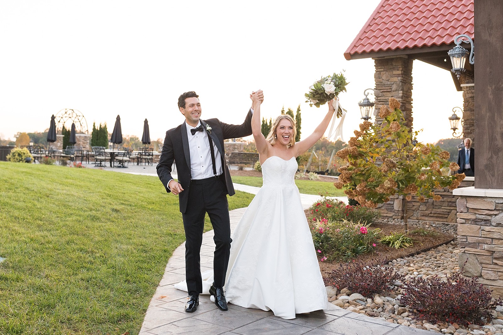 | Childress Vineyards Wedding | winery wedding | charlottesville | NC Wedding Photographer 