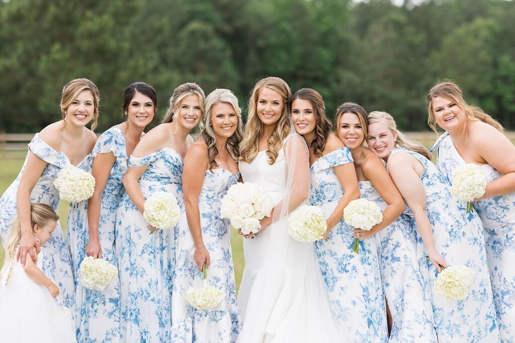 Bridal party outfit inspiration | The Evermore Wedding | The Evermore Wedding Photographer | Raleigh NC Wedding Photographer