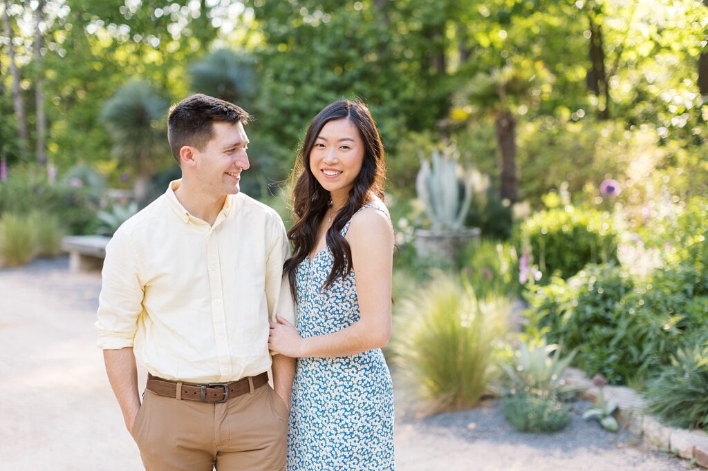 Engagement photo outfit inspiration | Duke Gardens engagement photos | Raleigh NC wedding photographer 
