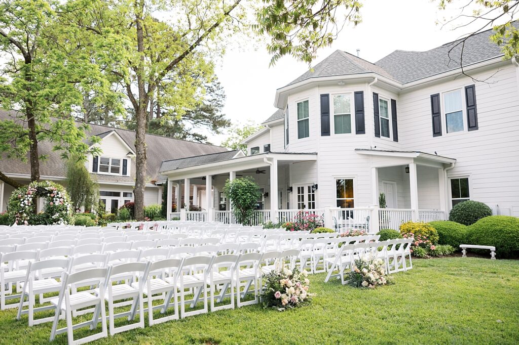Wedding ceremony venue | Spring Wedding | The Matthews House Wedding | The Matthews House Wedding Photographer | Raleigh NC Wedding Photographer