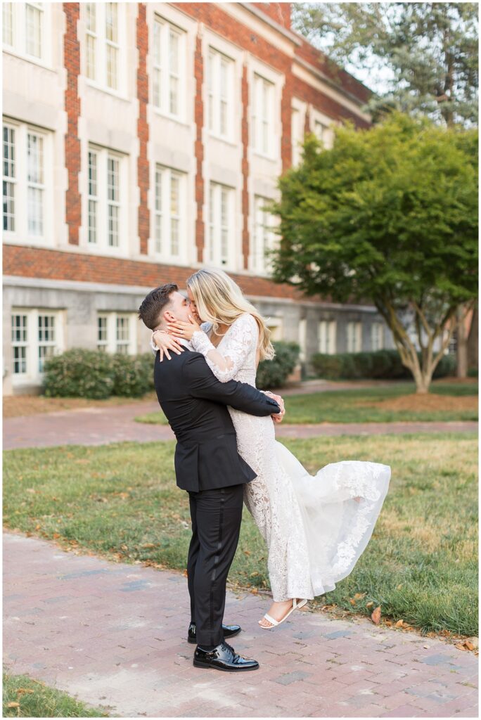 Bride and groom embracing | Wedding with Neutrals | Carolina Inn Wedding on The Lawn | UNC Alumni Wedding | Raleigh Wedding Photographer | NC Wedding Photographer