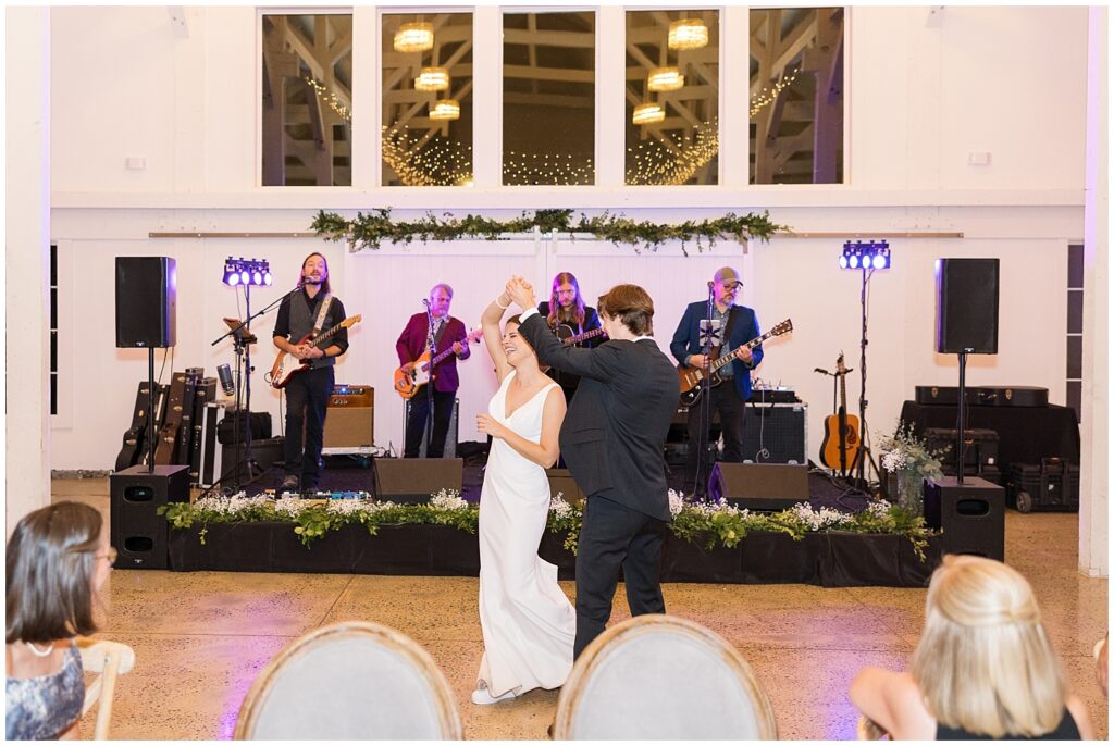 First dance Bride and groom | Carolina Grove Wedding | Carolina Grove Wedding Photographer | Raleigh NC Wedding Photographer