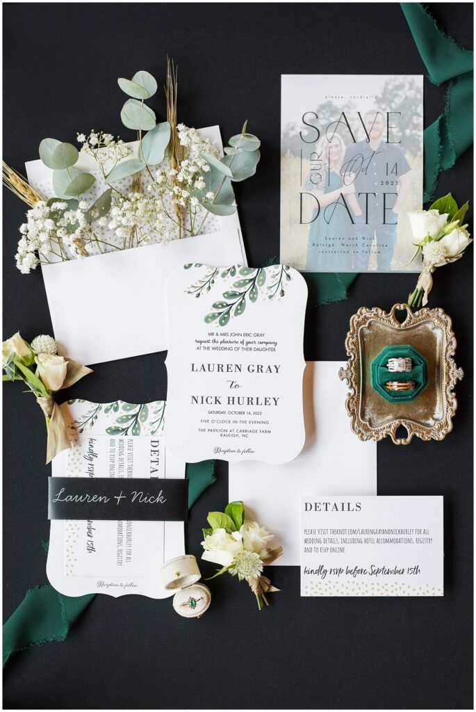 Black and Green wedding detail inspiration for a fall wedding | Sarah Hinckley Photography