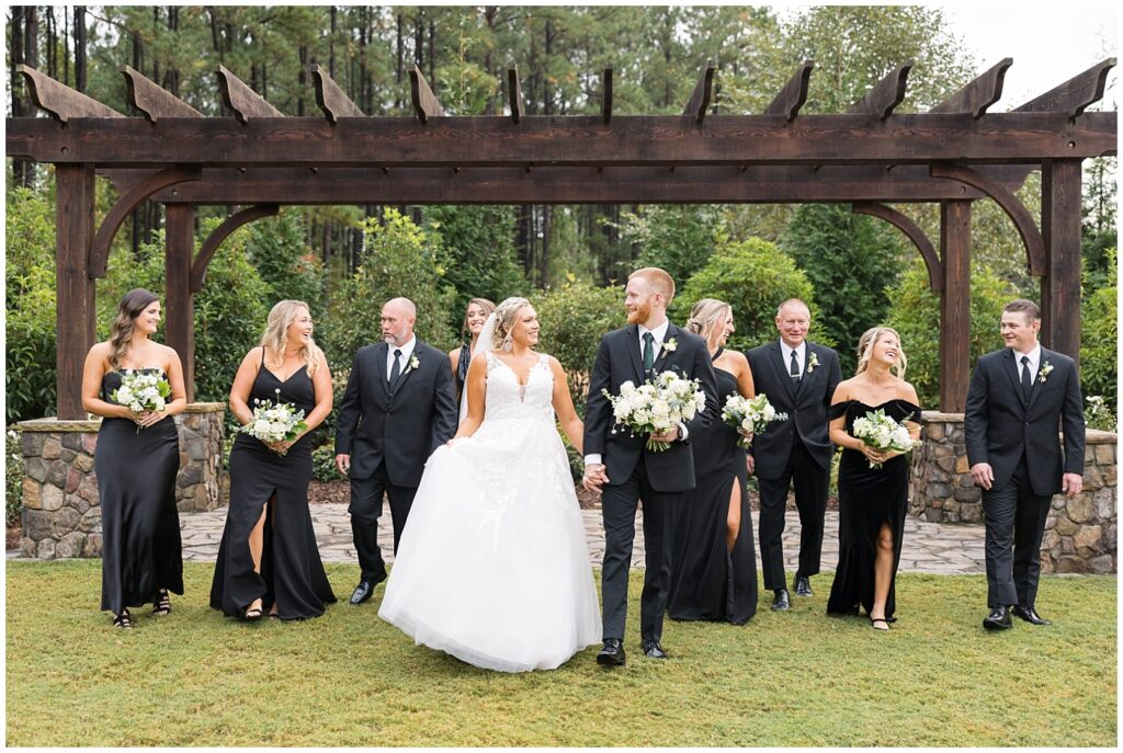 Wedding party photo ideas | NC Wedding Photographer | Raleigh Wedding Photographer