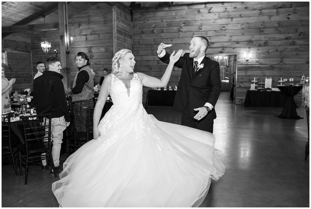 Bride groom first dance | Pavilion at Carriage Farm Wedding | NC Wedding Photographer | Raleigh Wedding Photographer