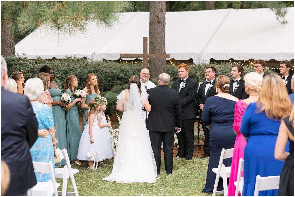 Wedding Ceremony | Romantic Estate Wedding | Eastern NC Wedding Photographer | Raleigh Wedding Photographer