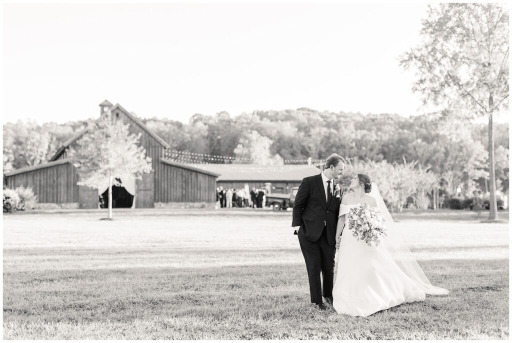Bridal portraits, wedding floral, Mt Pleasant wedding venue, Sarah Hinckley Photography, fall wedding, NC wedding photographer