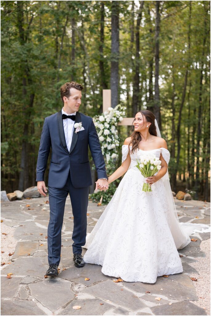 Bride and Groom Photo Inspiration | Groom Suit Inspiration | Wedding Dress Inspo | Carolina Grove Wedding Photographer | Raleigh NC Wedding Photographer