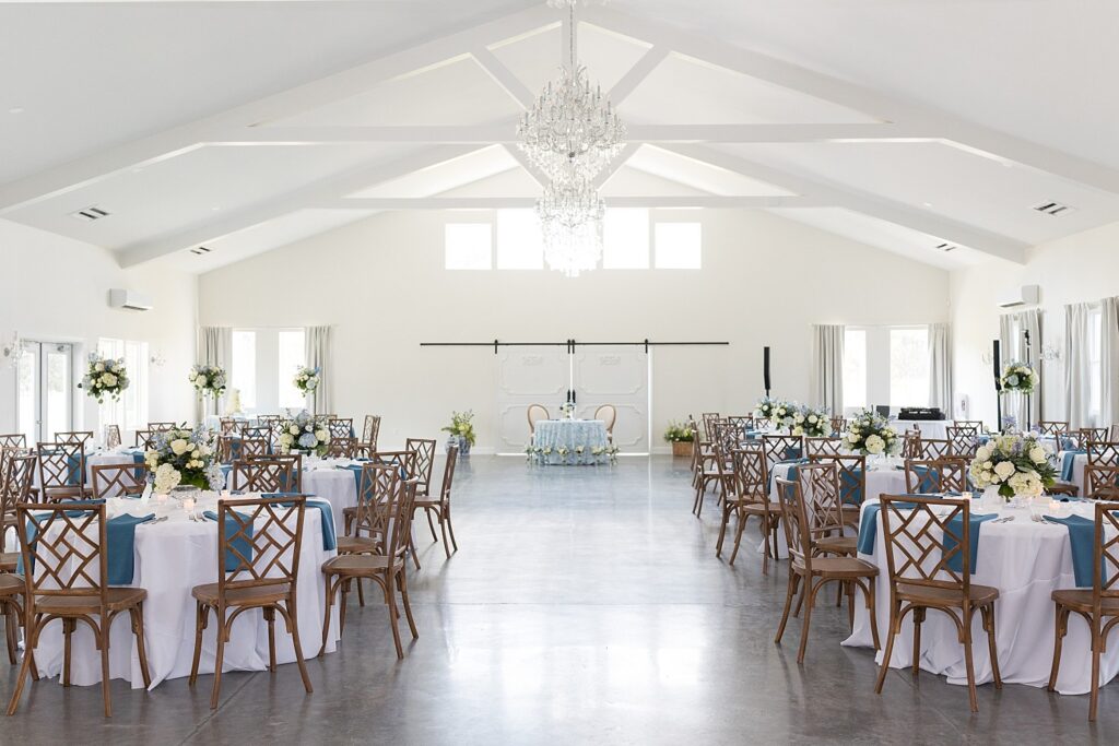 wedding reception, reception details, the legacy at willow pond wedding, Raleigh wedding photographer, historic venues in Virginia, classic wedding venue, the legacy at willow pond wedding inspiration, Virginia wedding photos