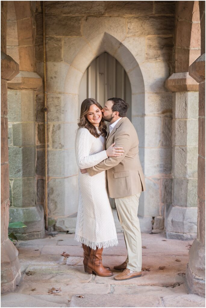 Raleigh engagement photographer | Sarah Hinckley wedding photographer | Raleigh NC engagement photographer | Downtown Raleigh engagement photos | Raleigh NC wedding photographer