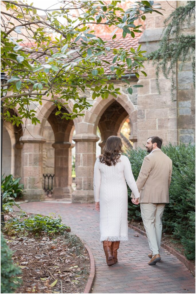 Raleigh engagement photographer | Sarah Hinckley wedding photographer | Raleigh NC engagement photographer | Downtown Raleigh engagement photos | Raleigh NC wedding photographer