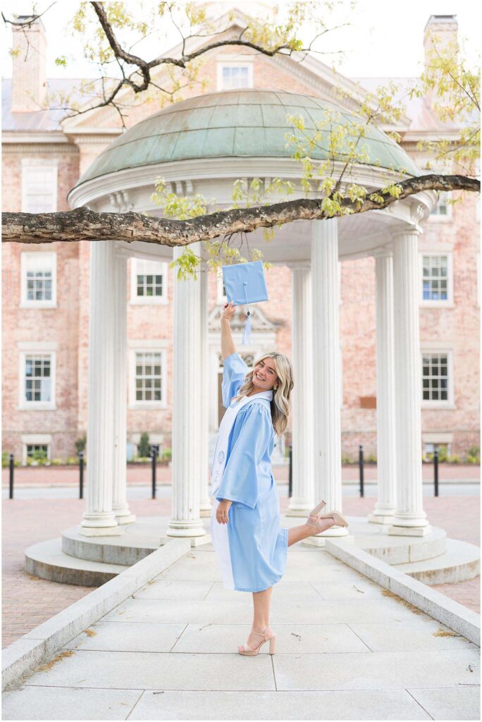 spring senior photos, UNC grad photos, senior photographer, UNC Chapel Hill